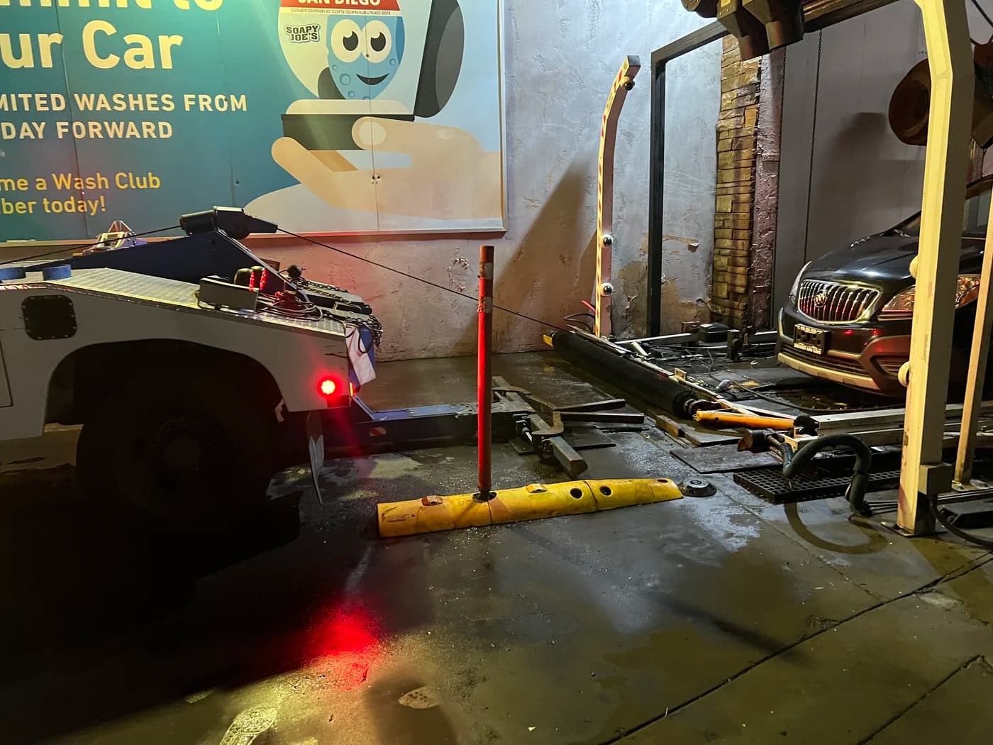 Professional winch-out and vehicle recovery service in San Diego